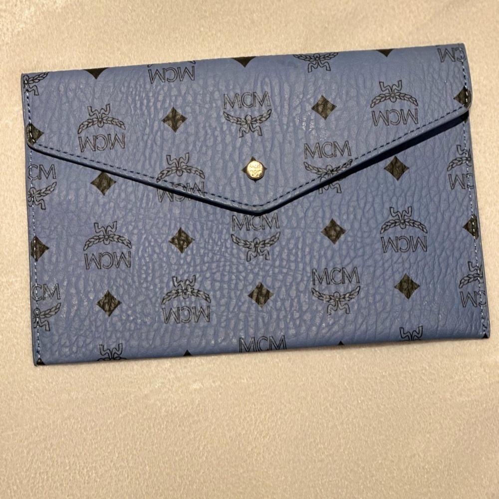 MCM Blue Viestos Envelope Clutch Authentic 📸 - Picture 2 of 7